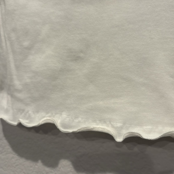 Levi’s premium high rise short and Roxy T-shirt, size: 8 - Picture 14 of 15